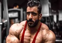 عرض اندام باورنکردنی هادی چوپان در تخت جمشید + عکس عجیب