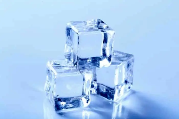استفاده از یخ 