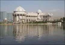 وزیر فرهنگ در دفتر یادبود بنای تاجیکستان چه نوشت