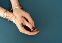 توصیه های طلایی به خانم های مد روز / بر اساس رنگ پوست‌ بهترین دستبند را انتخاب کنید