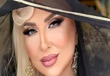 رفتار زننده مرجانه گلچین برای جلب توجه / خانم بازیگر به فکر هوادارانش نیست ! + فیلم
