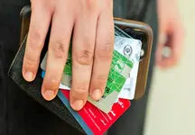 نحوه دریافت مالیات از حساب‌های بانکی اعلام شد/ مراقب باشید این پول‌ها به حسابتان نیاید
