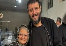 شعر محسن چاوشی روی سنگ قبر؛ مادر جواد عزتی راز تلخش را فاش کرد!
