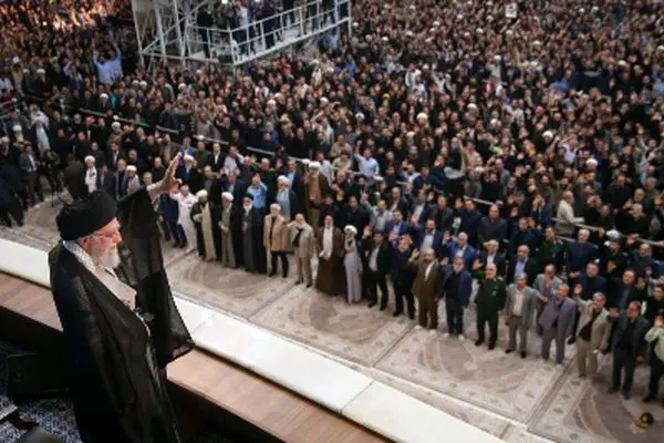 رهبر انقلاب: نیروگاه هسته‌ای بدون غنی‌سازی، سیاستی بی‌فایده