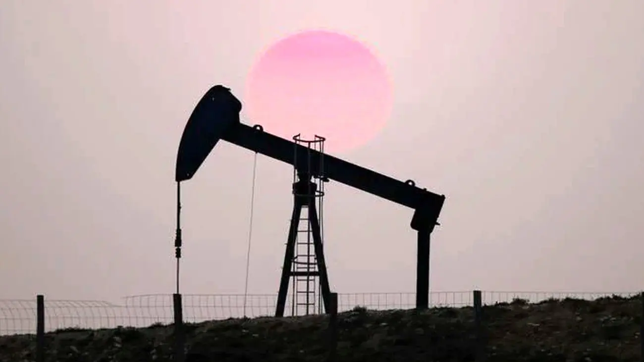 گزارش آژانس بین‌المللی انرژی درباره کاهش تولید نفت و رکود جهانی