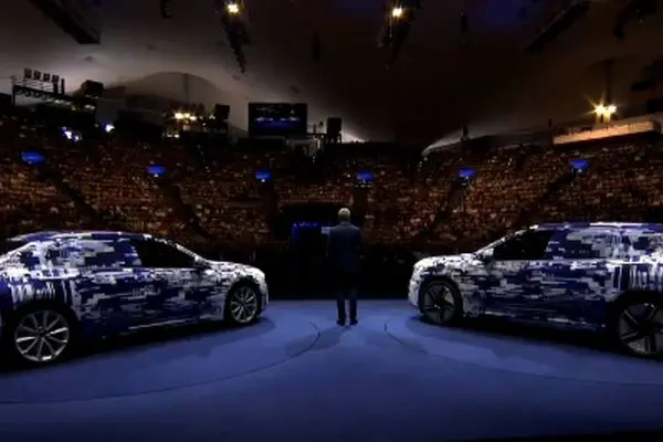 خودروهای برقی جدید BMW با طراحی متفاوت به‌نمایش درآمدند