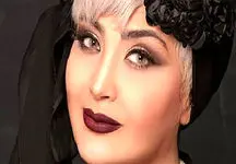 جدیدترین عکس از مریم معصومی / دستکش توری و رژ لب قرمز !