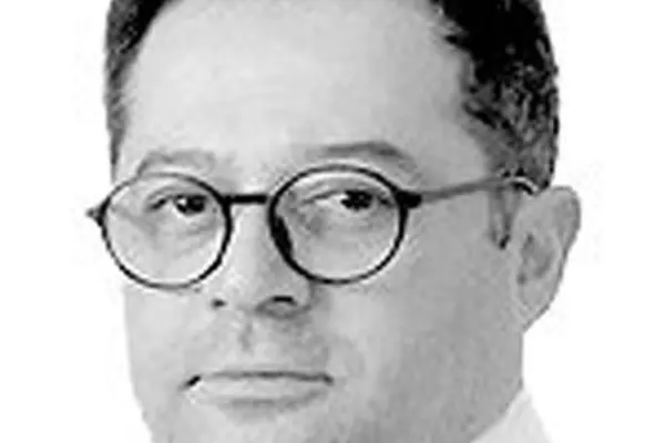 وقتی سیاست‌های غیرمنتظره، بازار را زخمی می‌کنند
