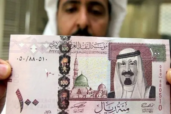 آخرین قیمت ریال عربستان / ارز حاجی‌ها چطور دریافت کنیم؟