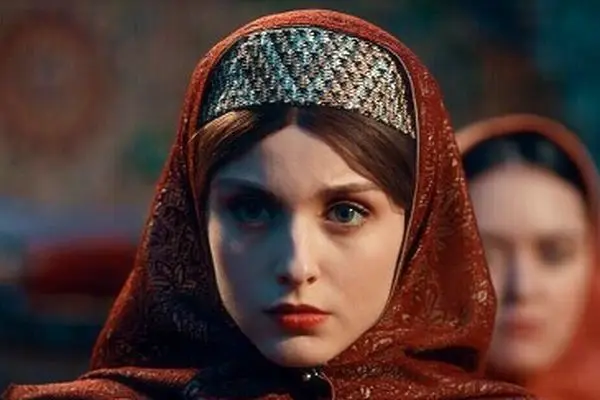 نگاهی به استایل عجیب و تغییر چهره فاطمه مسعودی فر، سارای گرجی سریال جیران + عکس