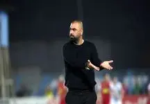 مازیار زارع لٌپ مورایس را کشید/ دیگر واسه من کٌری نخوان غریبه