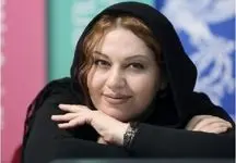 پوشش زنده خانم بازیگر سریال زیرخاکی در ملاعام / از گیتی واقعا بعید بود !