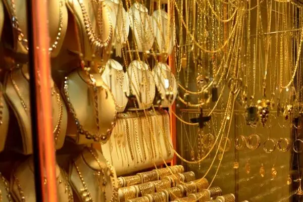 قیمت طلای ۱۸ عیار امروز یکشنبه ۶ خرداد ۱۴۰۳ 