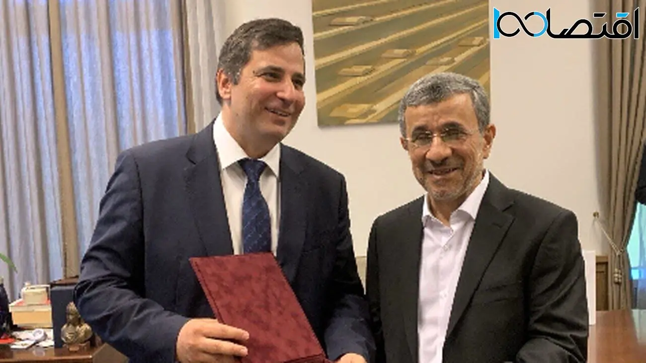 سکوت احمدینژاد در برابر جنایات غزه؛ دیدگاه روزنامه اصولگرا درباره دکترای افتخاری