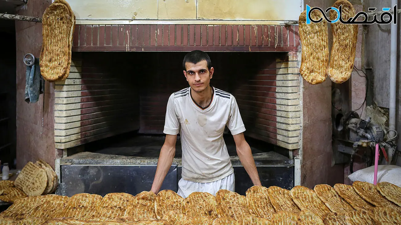 خرید نان هم سهمیه ای شد / خرید بیشتر از ۴ نان با یک کارت بانکی ممنوع شد