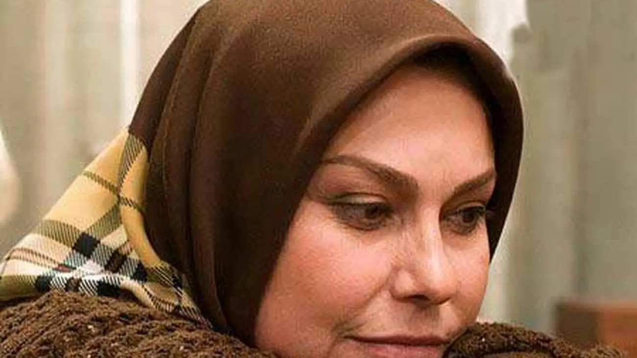 راز مجردی این خانم بازیگر ایرانی لو رفت / مهرانه بالاخره گفت !