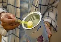 دیگر بچه دار هم نشوید / قیمت شیر خشک در ایران هوش از سرتان می پراند !