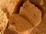 مریخ‌نورد «کنجکاوی» یک کتاب سنگی را در مریخ کشف کرد!