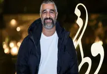 وقتی پژمان جمشیدی تصمیم به رژه رفتن روی اعصاب مردم می کند!+عکس