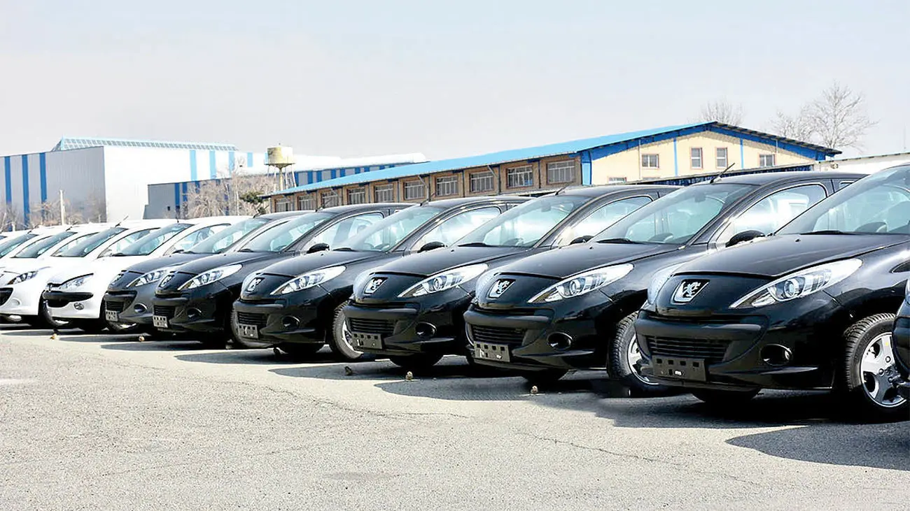 فراخوان جدید ایران خودرو برای متقاضیان / فروش پژو 207، دنا و سمند به قیمت کارخانه آغاز شد