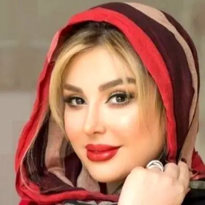 نگاهی خاص به استایل‌های نیوشا ضیغمی؛ تیپ پاییزی و لباس کردی جذاب