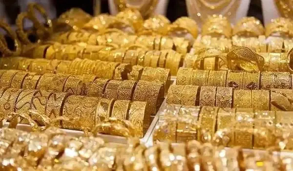 پیش‌ بینی قیمت طلا و سکه ۶ اردیبهشت ۱۴۰۳/عقب نشینی سکه در بازار طلا ادامه دارد؟