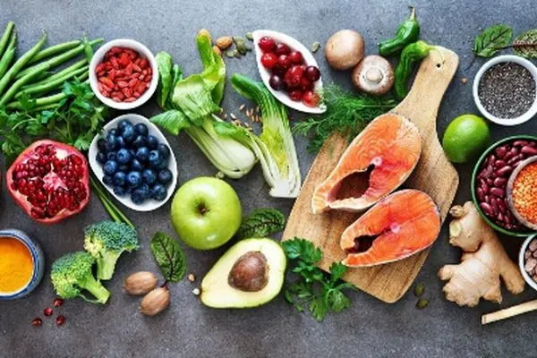 چگونه با تغذیه صحیح انرژی خود را در طول روز حفظ کنیم؟