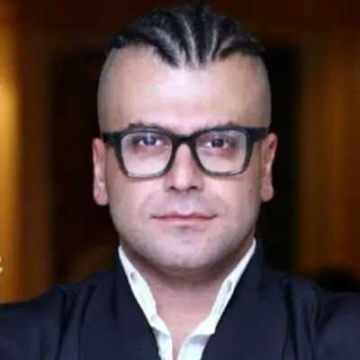 عکس لو رفته از موتور گران قیمت روزبه حصاری / آقای بازیگر سوژه شد !