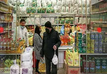 بالاخره نرخ تورم واقعی چیست؟! / مردم باید کاهش تورم را سر سفره خود ببیند 