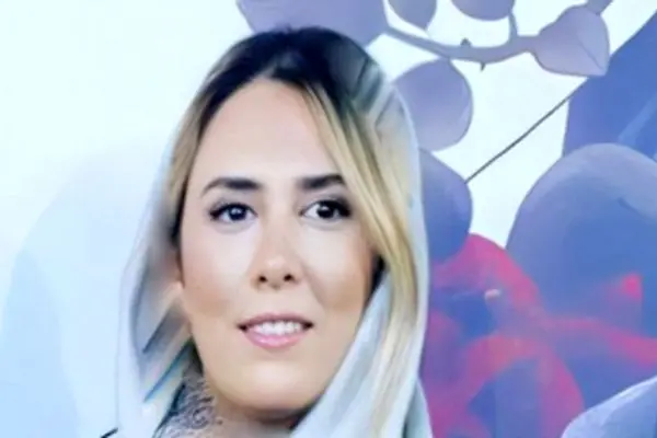 ببینید / نمایی از منزل لاکچری غزال رجبیان با چیدمانی رویایی! + فیلم