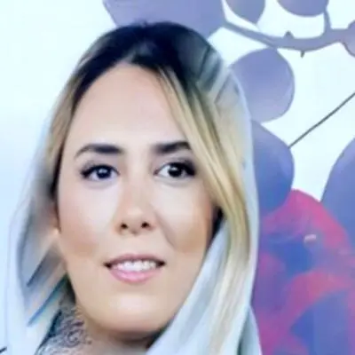ببینید / نمایی از منزل لاکچری غزال رجبیان با چیدمانی رویایی! + فیلم