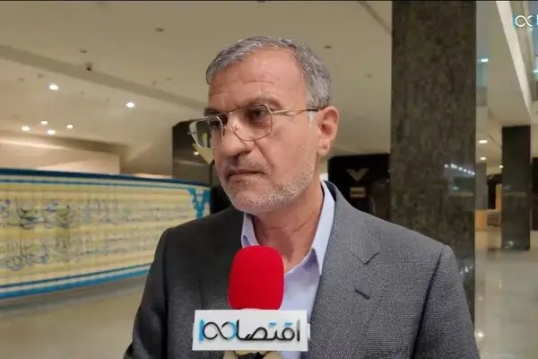 ناترازی برق و ضعف در انرژی‌های تجدیدپذیر /نیروگاه‌های کشور با راندمان پایین کار می‌کنند+فیلم