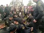 کارکنان میدان نفتی توسط معترضان کلمبیایی گروگان گرفته شدند