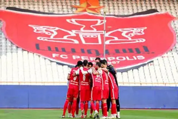 مدافع پرسپولیس دربی را از دست داد