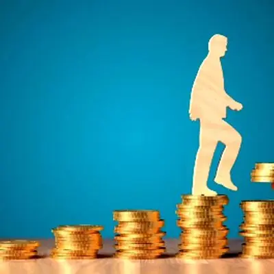 حقوق بازنشستگان با افزایش جنجالی واریز شد! همین حالا حساب‌هایتان را چک کنید