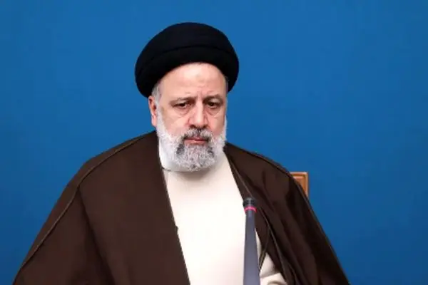 واکنش تند آیت الله هاشمی به جنجال نمایشگاهی ابراهیم رئیسی