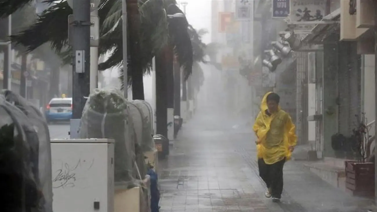 طوفان عجیب در ژاپن؛ لغو بیش از ۲۶۰ پرواز و تخلیه مناطق مسکونی