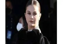 عکس های خاص از خانم سلبریتی جذاب با لباسی پر از الماس گران