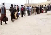 روزنامه اصولگرا: مهاجران افغانستانی در کمپ‌های اخراج؛ پایان کرامت انسانی!