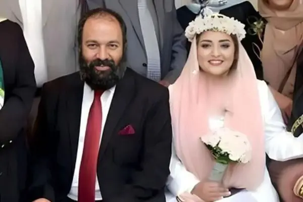 علی اوجی از شب عروسی خاطره می‌گوید: فراموش کردم دسته گل برای نرگس بگیرم