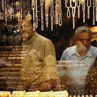 سکه بخریم یا طلا؟ بهترین انتخاب برای سرمایه‌گذاری کدام است؟