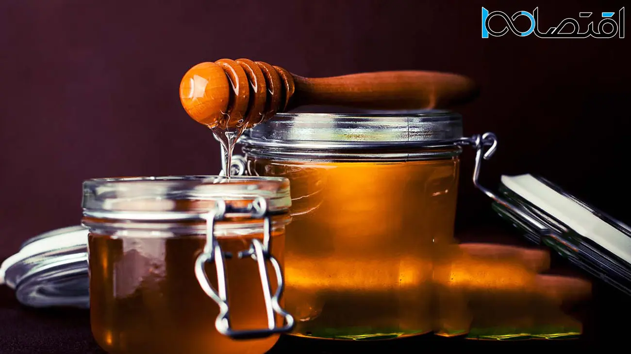 فواید شگفت انگیز خوردن عسل قبل از خواب
