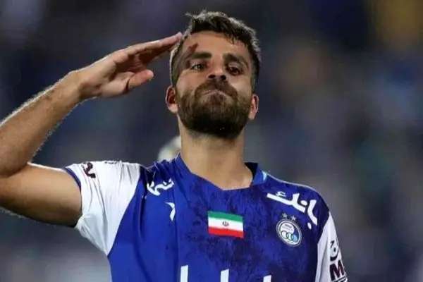 مرادمند با آمادگی کامل به ترکیب استقلال بازمی‌گردد