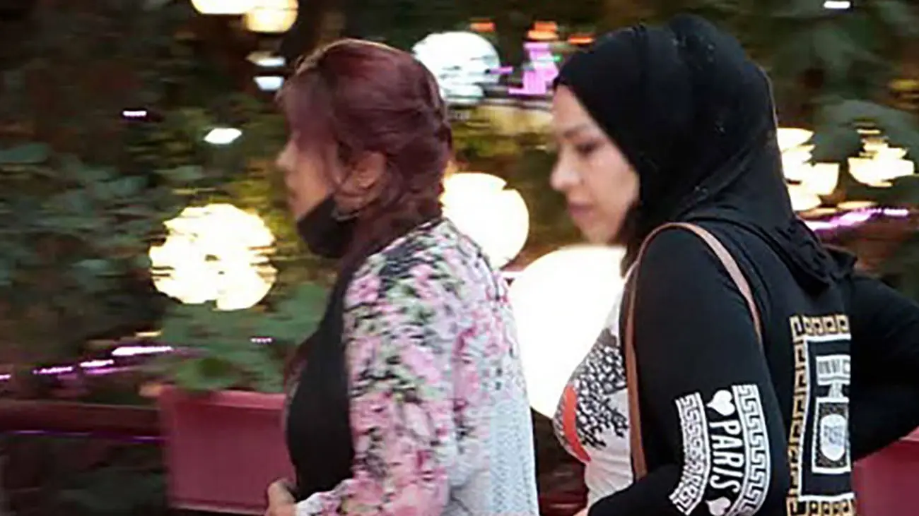 اینجا ایران است ؟! / کشف حجاب این زنان اتفاقی نیست !