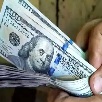 دلار روی مرز ۸۷ هزار تومان؛ آرامش یا آتش زیر خاکستر؟