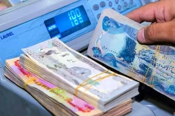 قیمت دینار عراق  به تومان امروز سه شنبه ۳۰ بهمن ۱۴۰۳ 