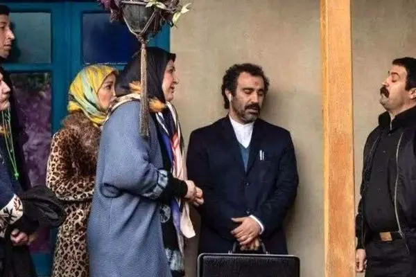 پشت صحنه خنده‌دار سریال محبوب پایتخت / دوغی که حاشیه‌ساز شد! 