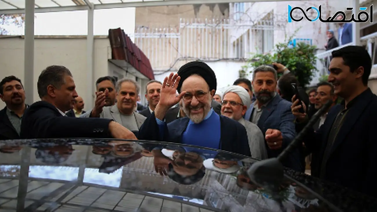 آیت‌الله فاضل لنکرانی: بی‌بندوباری با آزادی فرق دارد، آقای خاتمی!