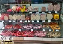 حقایقی درباره محتویات گران‌ترین سوسیس و کالباس‌ ها در سوپرمارکت‌ !