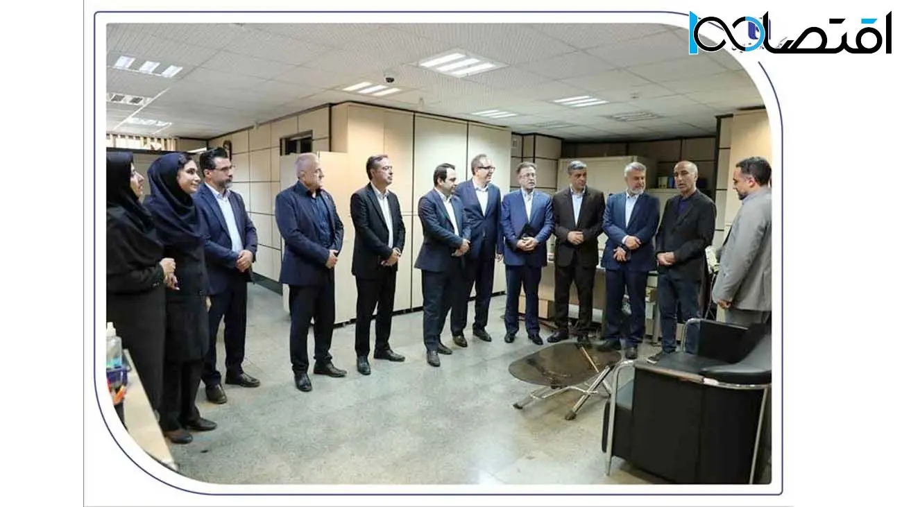 بازدید روزانه مدیرعامل، اعضای هیئت مدیره و مدیران ارشد بانک صادرات ایران از شعب و ستاد بانک و مجموعههای تولیدی فعال
